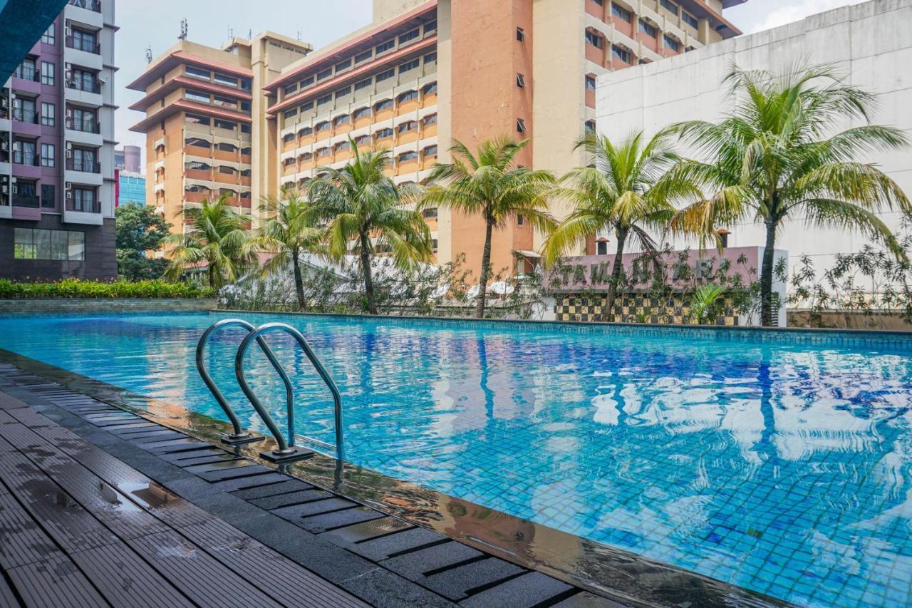 Homey And Modern Tamansari Semanggi 2Br Apartment By Travelio Yakarta Exterior foto
